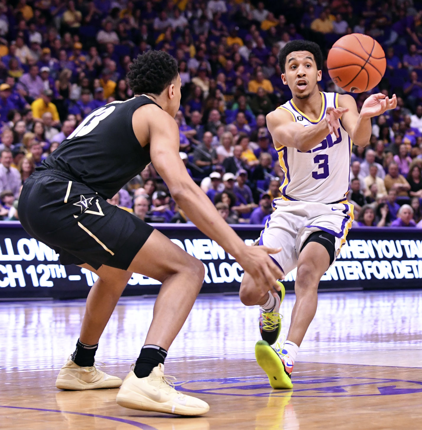 lsuvanderbiltbasketball.031019 HS 382.JPG